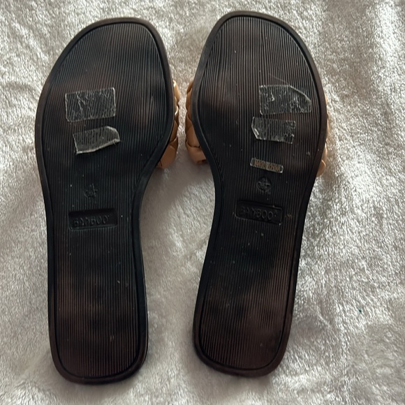 Cute sandals - Picture 2 of 4